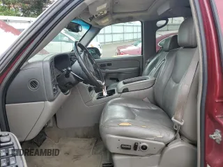 2004 Chevrolet Suburban Z71 with VIN 3GNFK16ZX4G305837, listed as a Copart auction lot 72905194 with 171,288 mi miles and Salvage Title. Bid and sale history available at carsss.com. Image 7.