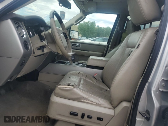 2011 Ford Expedition Max Limited z VIN 1FMJK2A54BEF41414, wystawiony jako Copart lot #65711645 z przebiegiem 203 249 mil mil oraz Czysty tytuł • Clean title. Historia ofert i sprzedaży dostępna na DreamBid. Obrazek 7.