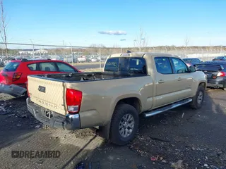2017 Toyota Tacoma SR5 with VIN 3TMDZ5BN2HM035841, listed as a IAAI auction lot 41201932 with 177,954 mi miles. Bid and sale history available at carsss.com. Image 4.