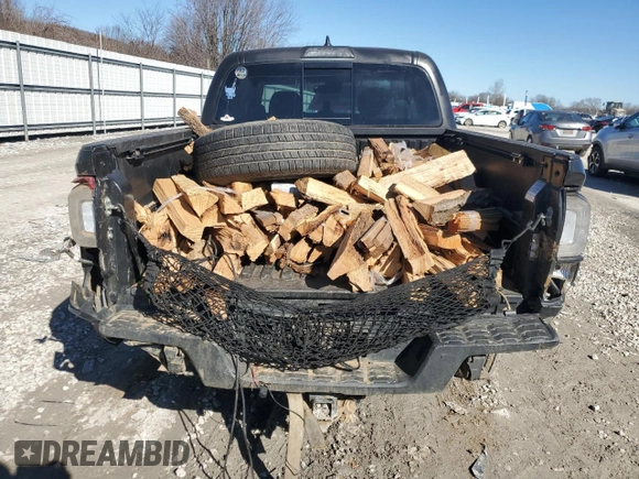 2018 Toyota Tacoma SR5 with VIN 5TFAZ5CN5JX058175, listed as a Copart auction lot 46536275 with 79,422 mi miles and Clean Title. Bid and sale history available at DreamBid. Image 6.