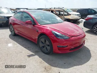 2023 Tesla Model 3 z VIN 5YJ3E1EA1PF509094, wystawiony jako IAAI lot #41843497 z przebiegiem 37 677 mil mil oraz . Historia ofert i sprzedaży dostępna na DreamBid. Obrazek 1.