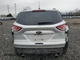 2014 Ford Escape SE with VIN 1FMCU9GX3EUE14152, listed as a Copart auction lot 45697065 with 116,278 mi miles and Salvage Title. Bid and sale history available at carsss.com. Image 6.