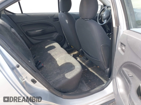 2019 Mitsubishi Mirage ES z VIN ML32F3FJ0KHF00792, wystawiony jako IAAI lot #42216324 z przebiegiem 83 341 mil mil oraz . Historia ofert i sprzedaży dostępna na DreamBid. Obrazek 8.