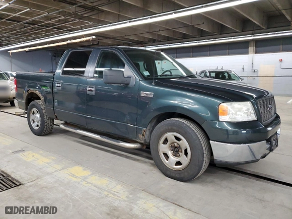2005 Ford F-150 XLT with VIN 1FTPW12555FB53702, listed as a Copart auction lot 48998305 with 137,345 mi miles and Clean Title. Bid and sale history available at carsss.com. Image 4.
