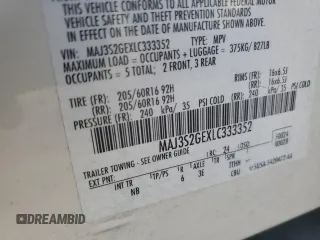 2020 Ford EcoSport SE z VIN MAJ3S2GEXLC333352, wystawiony jako Copart lot #53942215 z przebiegiem 22 865 mil mil oraz Nie do naprawy. Historia ofert i sprzedaży dostępna na DreamBid. Obrazek 14.