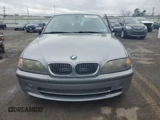 2005 BMW 3 Series 330xi with VIN WBAEW534X5PG11958, listed as a Copart auction lot 52908645 with 313,387 mi miles and Salvage Title. Bid and sale history available at DreamBid. Image 5.