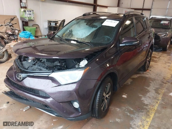 2018 Toyota RAV4 XLE with VIN 2T3WFREV4JW506543, listed as a IAAI auction lot 41720747 with 43,277 mi miles. Bid and sale history available at carsss.com. Image 2.