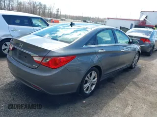 2012 Hyundai Sonata 2.4L Limited PZEV with VIN 5NPEC4ACXCH388939, listed as a IAAI auction lot 41880420 with 353,999 mi miles. Bid and sale history available at carsss.com. Image 4.
