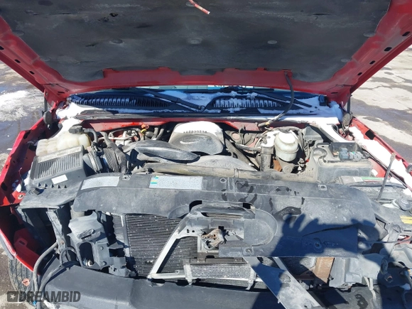 2003 Chevrolet Silverado 1500 LS with VIN 2GCEK19T931230082, listed as a IAAI auction lot 41625382 with 204,638 mi miles. Bid and sale history available at carsss.com. Image 10.