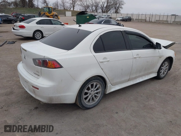 2014 Mitsubishi Lancer ES with VIN JA32U2FU4EU002366, listed as a IAAI auction lot 41942673 with 117,934 mi miles. Bid and sale history available at carsss.com. Image 4.