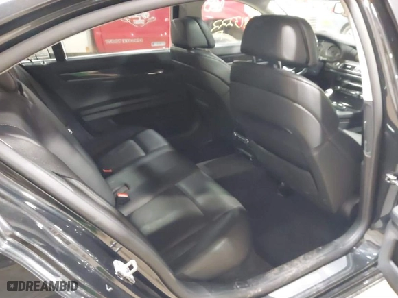 2012 BMW 7 Series 750Li xDrive with VIN WBAKC8C57CC435569, listed as a IAAI auction lot 41813222 with 139,751 mi miles. Bid and sale history available at carsss.com. Image 8.