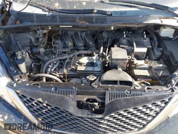 2011 Toyota Sienna SE with VIN 5TDXK3DC0BS045860, listed as a IAAI auction lot 42120173 with 285,091 mi miles and . Bid and sale history available at DreamBid. Image 10.