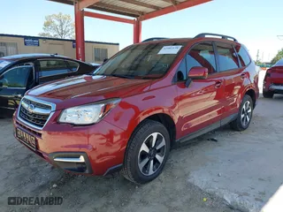 2018 Subaru Forester Premium with VIN JF2SJAEC6JH408179, listed as a IAAI auction lot 42007138 with 85,887 mi miles. Bid and sale history available at carsss.com. Image 17.