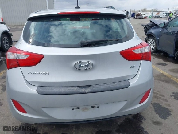 2016 Hyundai Elantra GT with VIN KMHD35LH5GU316015, listed as a IAAI auction lot 41823547 with 61,198 mi miles. Bid and sale history available at carsss.com. Image 15.