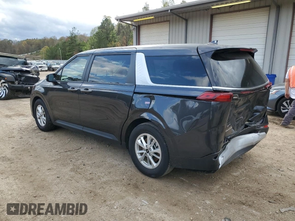 2024 Kia Carnival LX with VIN KNDNB4H3XR6344581, listed as a Copart auction lot 82281364 with 17,140 mi miles and Salvage Title. Bid and sale history available at carsss.com. Image 2.