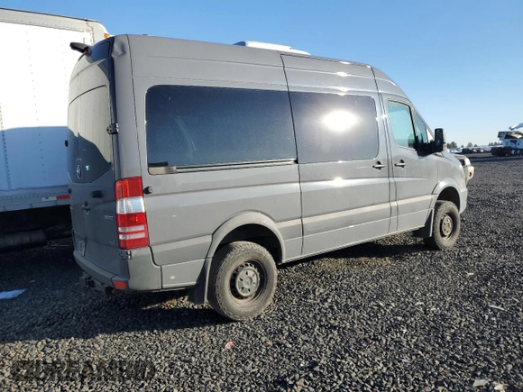 2017 Mercedes-Benz Sprinter with VIN WDZFE7CD9HP389548, listed as a Copart auction lot 42171945 with 126,113 mi miles and Salvage Title. Bid and sale history available at DreamBid. Image 3.