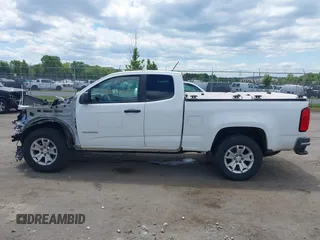 2018 Chevrolet Colorado 2WD Work Truck z VIN 1GCHSBEN4J1155188, wystawiony jako IAAI lot #42340002 z przebiegiem 83 422 mil mil oraz . Historia ofert i sprzedaży dostępna na DreamBid. Obrazek 13.