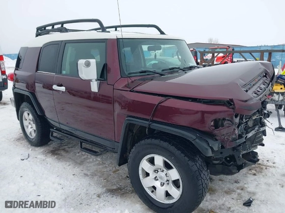 2007 Toyota FJ Cruiser with VIN JTEBU11FX70020977, listed as a IAAI auction lot 41603267 with 163,858 mi miles. Bid and sale history available at carsss.com. Image 1.