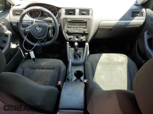 2015 Volkswagen Jetta SE with VIN 3VWD07AJ0FM414285, listed as a Copart auction lot 51930645 with 136,618 mi miles and Salvage title. Bid and sale history available at DreamBid. Image 8.