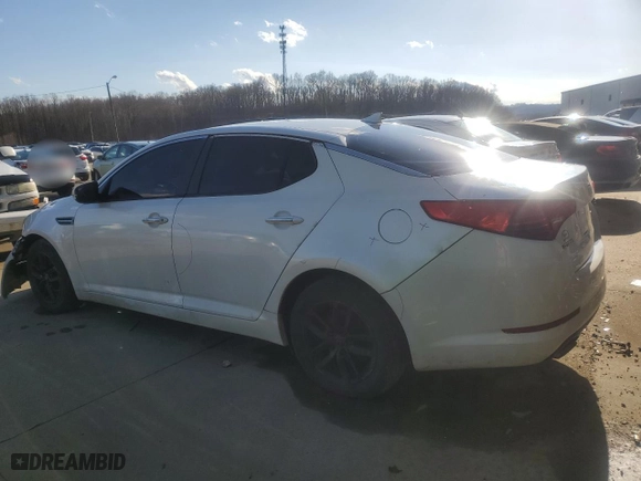 2012 Kia Optima LX with VIN 5XXGM4A76CG049180, listed as a Copart auction lot 43078815 with 172,923 mi miles and Salvage Title. Bid and sale history available at carsss.com. Image 2.