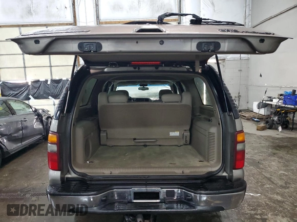 2002 Chevrolet Suburban LS with VIN 1GNFK16Z12J230280, listed as a Copart auction lot 45715015 with 0 mi miles and Salvage Title. Bid and sale history available at carsss.com. Image 6.