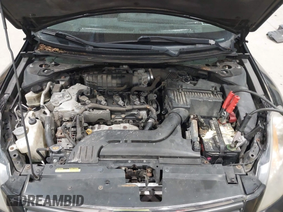 2008 Nissan Altima 2.5 SL with VIN 1N4AL21E58N407401, listed as a IAAI auction lot 42090251 with 131,757 mi miles. Bid and sale history available at carsss.com. Image 10.
