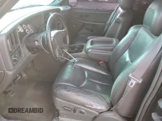 2003 Chevrolet Silverado SS z VIN 2GCEK19N631366266, wystawiony jako Copart lot #79645644 z przebiegiem 146 791 mil mil oraz Szkody całkowita. Historia ofert i sprzedaży dostępna na DreamBid. Obrazek 7.