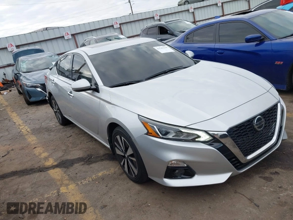 2020 Nissan Altima 2.5 SL with VIN 1N4BL4EW0LC137436, listed as a IAAI auction lot 41541138 with 76,193 mi miles. Bid and sale history available at carsss.com. Image 1.