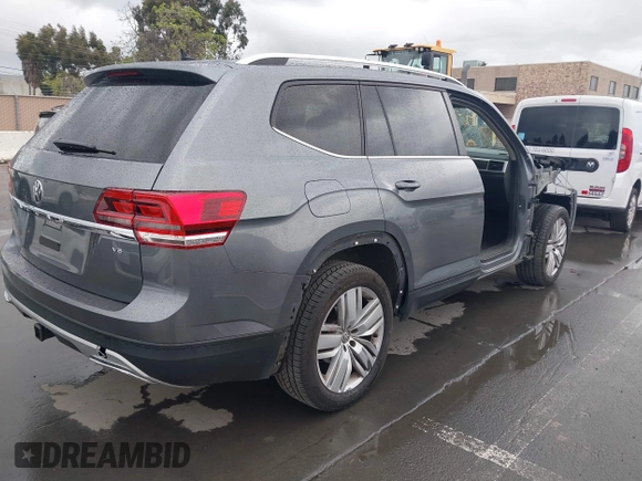 2019 Volkswagen Atlas SE with VIN 1V2WR2CA9KC503400, listed as a IAAI auction lot 41920119 with 91,208 mi miles and . Bid and sale history available at DreamBid. Image 4.