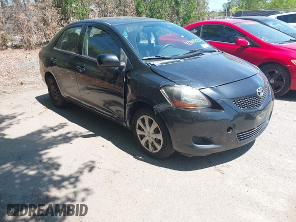 2012 Toyota Yaris z VIN JTDBT4K31CL017875, wystawiony jako IAAI lot #42384123 z przebiegiem 138 513 mil mil oraz . Historia ofert i sprzedaży dostępna na DreamBid. Obrazek 1.