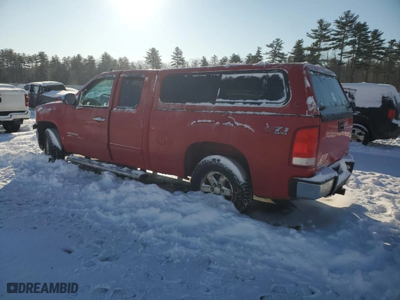 2013 GMC Sierra 1500 SLE with VIN 1GTR2VE7XDZ209686, listed as a Copart auction lot 44160035 with 88,724 mi miles and Salvage Title. Bid and sale history available at carsss.com. Image 2.