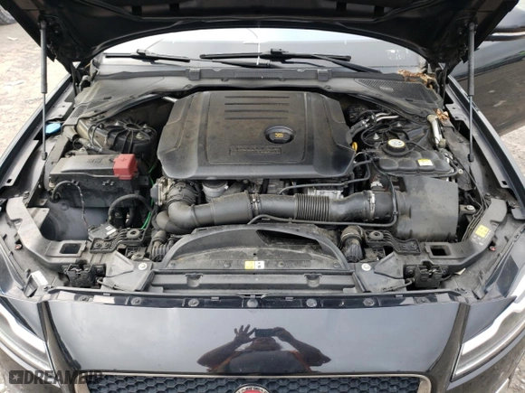 2017 Jaguar XF 20d Premium with VIN SAJBD4BN2HCY32206, listed as a Copart auction lot 52677693 with 99,013 mi miles. Bid and sale history available at carsss.com. Image 11.