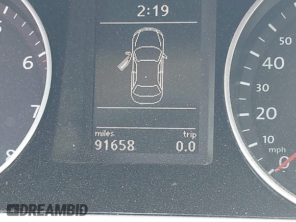 2012 Volkswagen CC Sport with VIN WVWMP7AN5CE549586, listed as a IAAI auction lot 41851424 with 91,658 mi miles and . Bid and sale history available at DreamBid. Image 15.