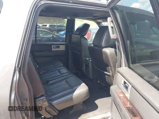 2010 Ford Expedition Max Limited z VIN 1FMJK2A59AEA06884, wystawiony jako IAAI lot #42166507 z przebiegiem 104 712 mil mil oraz . Historia ofert i sprzedaży dostępna na DreamBid. Obrazek 8.