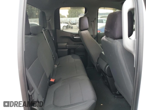 2021 Chevrolet Silverado 1500 Custom with VIN 1GCRWBEH9MZ122437, listed as a Copart auction lot 86158574 with 31,865 mi miles and Salvage Title. Bid and sale history available at DreamBid. Image 10.