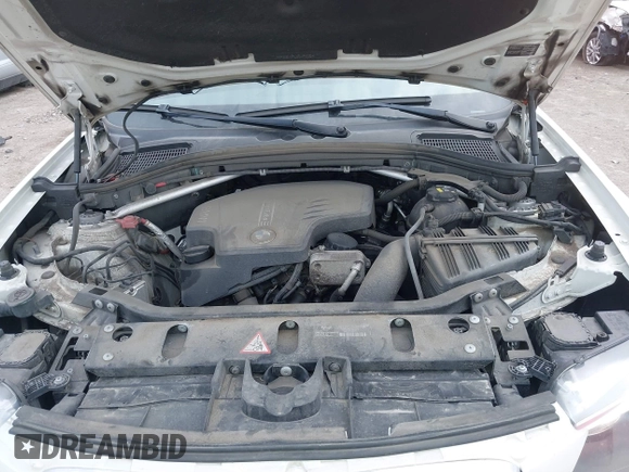 2014 BMW X3 xDrive28i with VIN 5UXWX9C57E0D42183, listed as a IAAI auction lot 42147520 with 121,266 mi miles and . Bid and sale history available at DreamBid. Image 10.