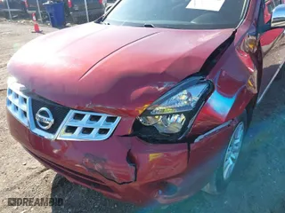 2015 Nissan Rogue Select S with VIN JN8AS5MT8FW670485, listed as a IAAI auction lot 41876150 with 150,145 mi miles. Bid and sale history available at carsss.com. Image 6.