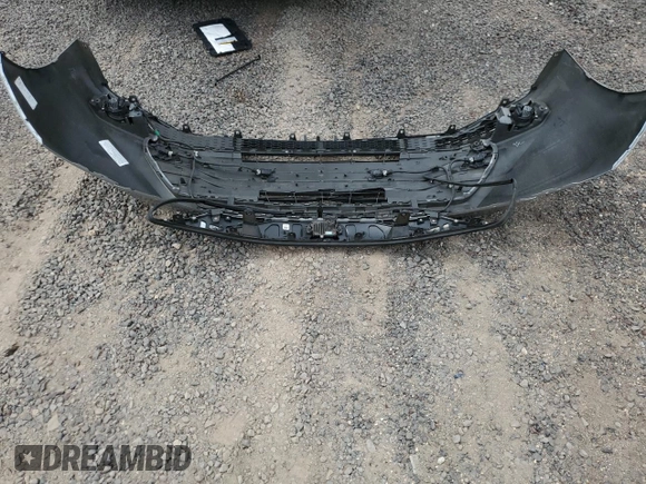 2021 Toyota Sienna XLE z VIN 5TDJRKEC4MS003091, wystawiony jako Copart lot #51657445 z przebiegiem 56 092 mil mil oraz Szkoda całkowita • Salvage title. Historia ofert i sprzedaży dostępna na DreamBid. Obrazek 13.
