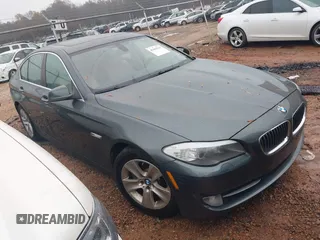 2012 BMW 5 Series 528i with VIN WBAXG5C53CDY28309, listed as a IAAI auction lot 41064233 with 129,915 mi miles. Bid and sale history available at carsss.com. Image 1.