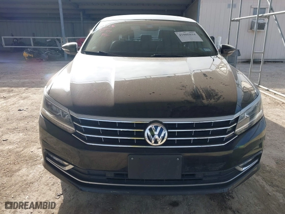 2017 Volkswagen Passat 1.8T SE w/Technology with VIN 1VWGT7A36HC074702, listed as a IAAI auction lot 41805024 with 124,857 mi miles. Bid and sale history available at carsss.com. Image 12.