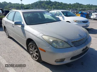 2002 Lexus ES 300 with VIN JTHBF30G420026091, listed as a IAAI auction lot 42573644 with 227,430 mi miles and . Bid and sale history available at DreamBid. Image 1.