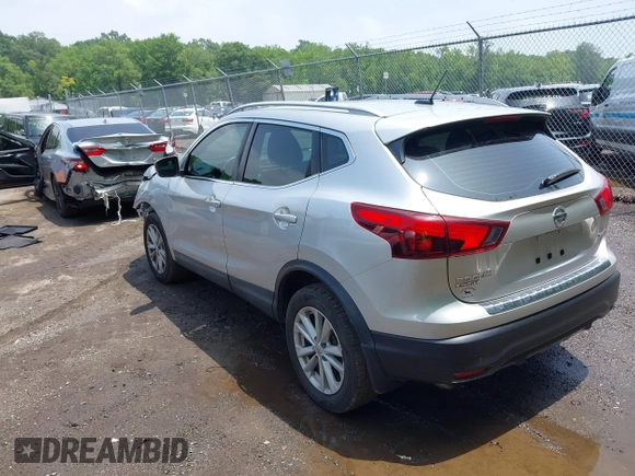 2017 Nissan Rogue SV with VIN JN1BJ1CR4HW122667, listed as a IAAI auction lot 42540290 with 69,459 mi miles and . Bid and sale history available at DreamBid. Image 3.