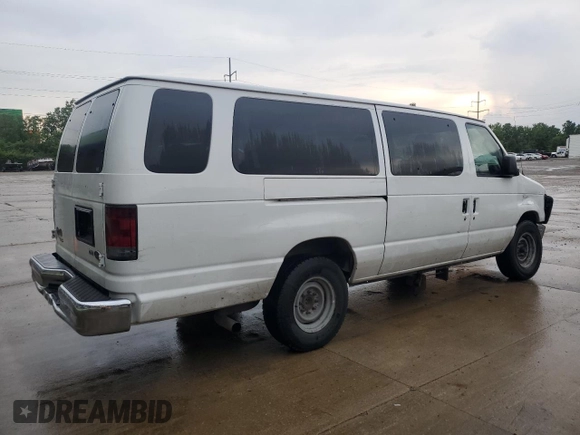 2012 Ford Econoline Passenger XL z VIN 1FBSS3BL5CDA38742, wystawiony jako Copart lot #62640235 z przebiegiem 97 890 mil mil oraz Szkoda całkowita • Salvage title. Historia ofert i sprzedaży dostępna na DreamBid. Obrazek 3.