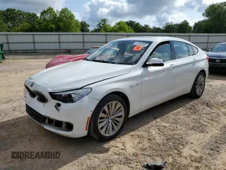 2015 BMW 5 Series 535i Gran Turismo z VIN WBA5M2C58FGH99149, wystawiony jako Copart lot #57163285 z przebiegiem 124 610 mil mil oraz Szkoda całkowita • Salvage title. Historia ofert i sprzedaży dostępna na DreamBid. Obrazek 1.