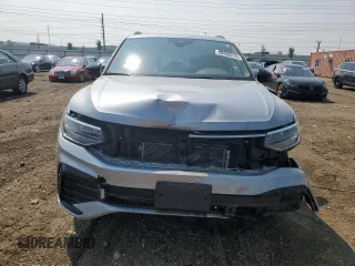 2022 Volkswagen Tiguan SE R-Line Black with VIN 3VV8B7AX5NM138429, listed as a Copart auction lot 59428215 with 21,181 mi miles and Salvage title. Bid and sale history available at DreamBid. Image 5.
