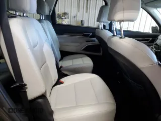 2022 Kia Telluride S with VIN 5XYP6DHC2NG285465, listed as a Copart auction lot 55396215 with 36,548 mi miles and Salvage title. Bid and sale history available at DreamBid. Image 11.