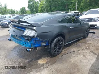 2017 Ford Mustang GT z VIN 1FA6P8CF7H5228635, wystawiony jako IAAI lot #42288165 z przebiegiem 95 846 mil mil oraz . Historia ofert i sprzedaży dostępna na DreamBid. Obrazek 4.