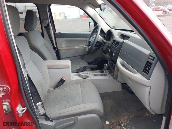 2008 Jeep Liberty Sport with VIN 1J8GN28K58W192213, listed as a IAAI auction lot 41715713 with 198,045 mi miles. Bid and sale history available at carsss.com. Image 5.