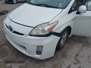 2011 Toyota Prius I z VIN JTDKN3DU5B5249781, wystawiony jako IAAI lot #42425049 z przebiegiem 215 683 mil mil oraz . Historia ofert i sprzedaży dostępna na DreamBid. Obrazek 6.