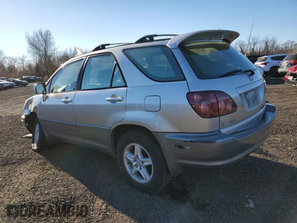2000 Lexus RX 300 with VIN JT6HF10U5Y0162025, listed as a Copart auction lot 79599934 with 140,298 mi miles and Salvage Title. Bid and sale history available at carsss.com. Image 2.